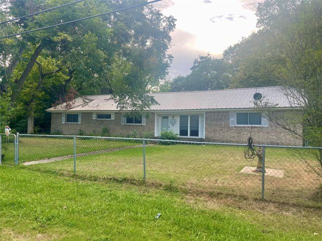 400 Center, Buffalo, TX, 75831