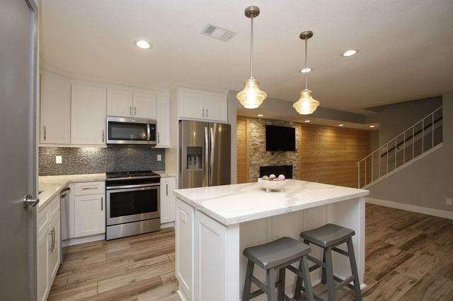 14555 Wunderlich, Houston, TX, 77069