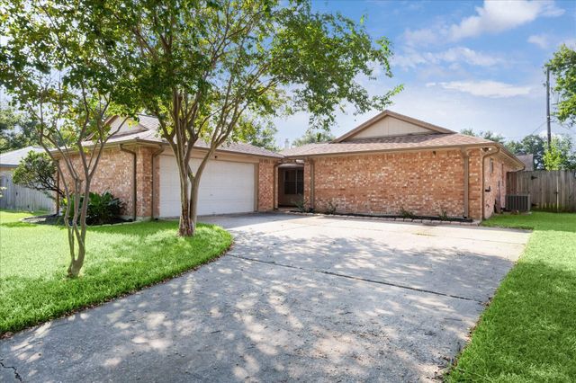 9746 Dover Hill, La Porte, TX, 77571