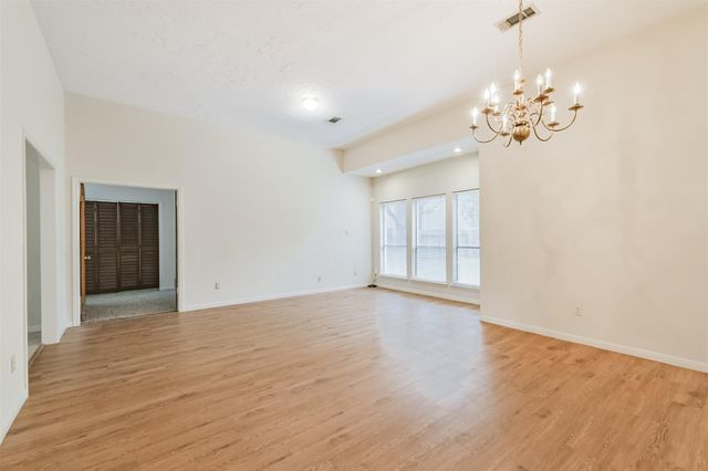 13626 Cedar Point Dr