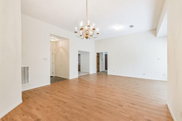 13626 Cedar Point Dr