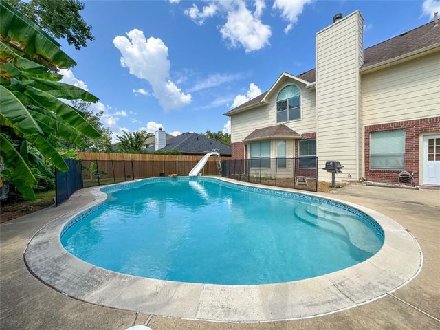 3015 Signal Hill, Friendswood, TX, 77546