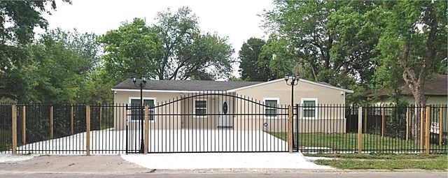 5631 Belarbor