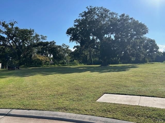 118 Creekside, Lake Jackson, TX, 77566