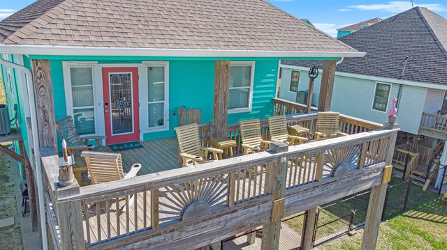 960 B Palmetto, Crystal Beach, TX, 77650