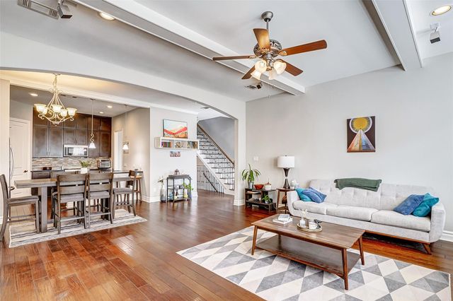 1237 24th, Houston, TX, 77008