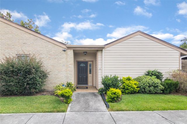 910 Fleetwood Place, Houston, TX, 77079
