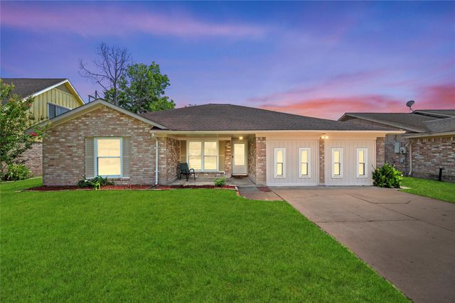 12211 Pine Knoll, Houston, TX, 77099
