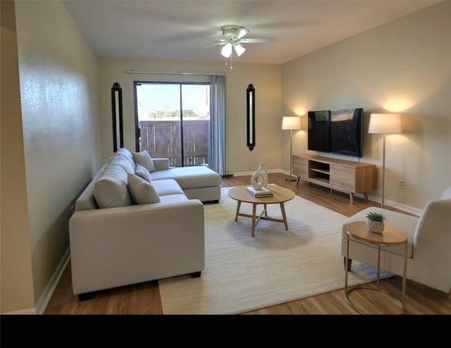 8433 Hearth, Houston, TX, 77054