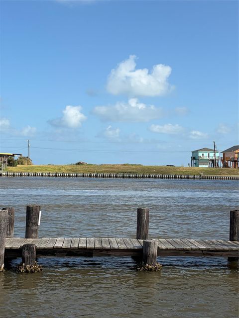 235 County Road 230, Sargent, TX, 77414
