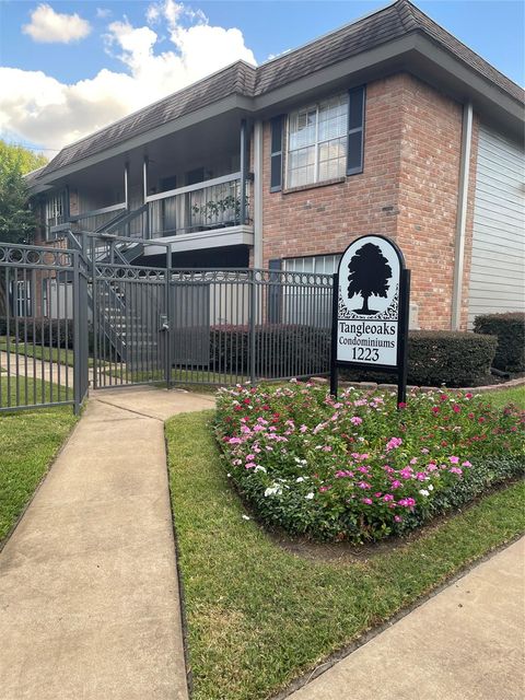 1223 Augusta, Houston, TX, 77057