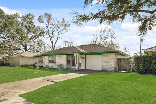 1207 Stonecrest, Houston, TX, 77018