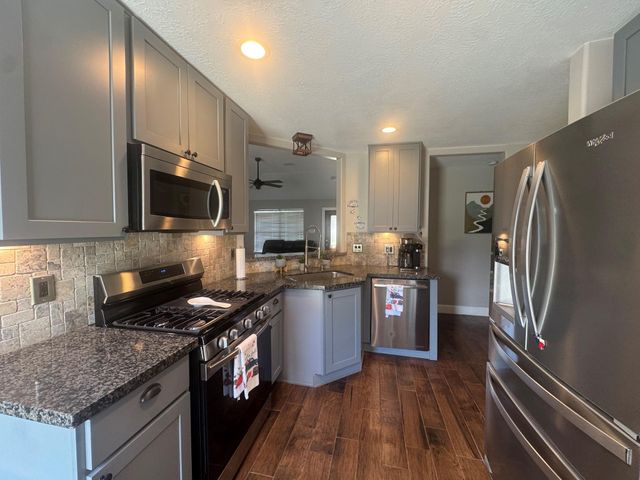 6007 Shining Leaf, Katy, TX, 77449