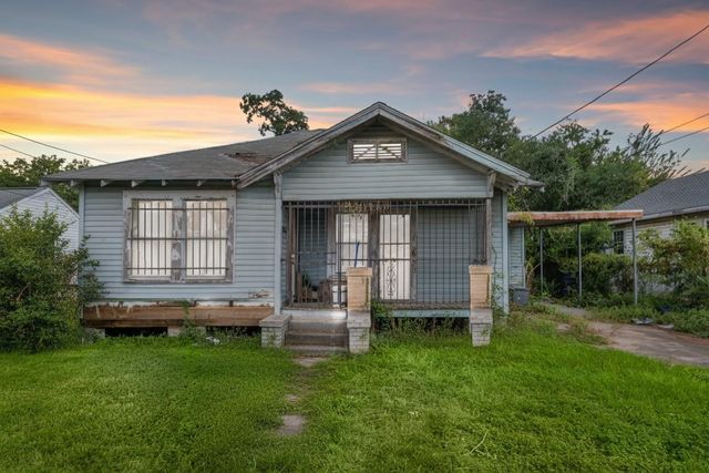 6619 Avenue, Houston, TX, 77011