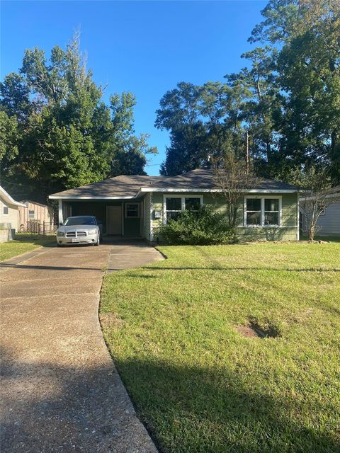 5980 Sallie, Beaumont, TX 77706