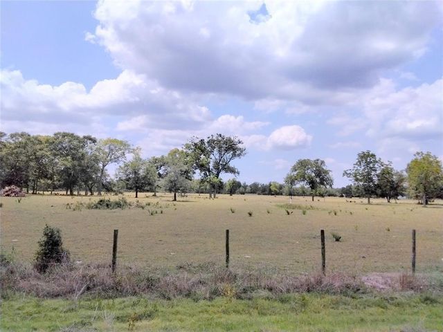 1137 CR 488, Sweeny, TX, 77480
