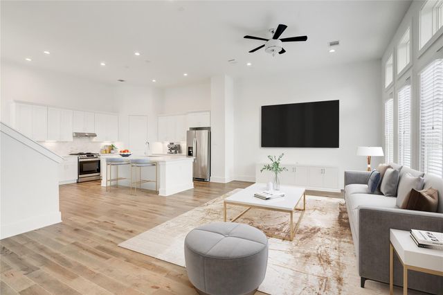 4407 Marina, Houston, TX, 77007