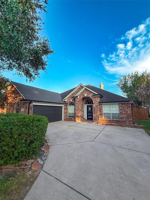 2703 Honeysuckle, Spring, TX, 77388