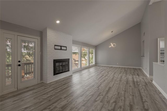  658 Cherry Hills, Huntsville, TX 77340