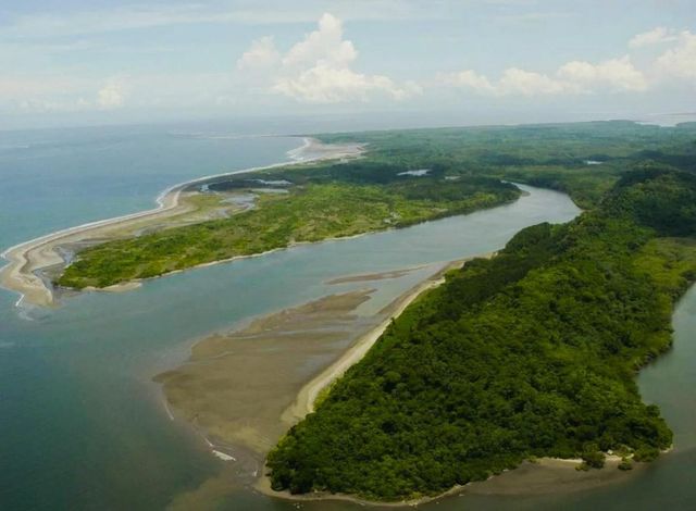 Gulf of Chiriquí Western Panama, Isla Chalapas