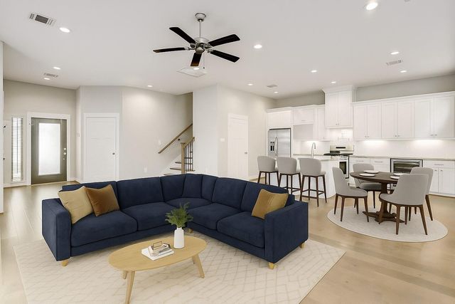 5905 Petty, Houston, TX, 77007