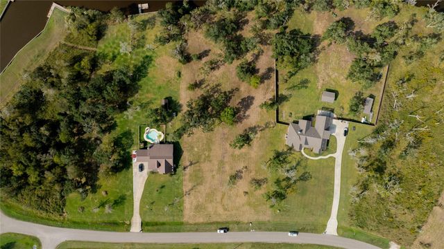 32742 Bayou, Richwood, TX, 77515