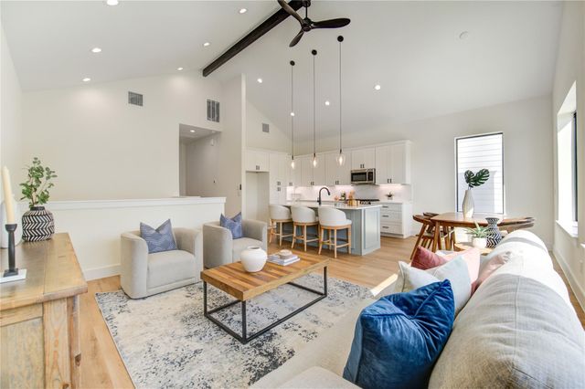 6121 Pacific Forest, Houston, TX, 77091