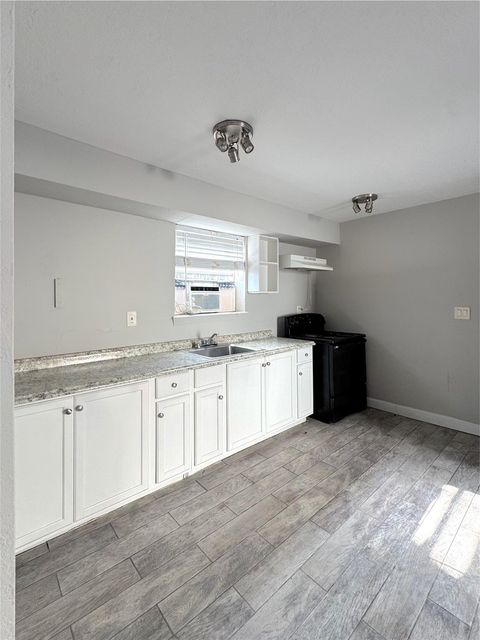 6832 Ave I, South Houston, TX, 77011