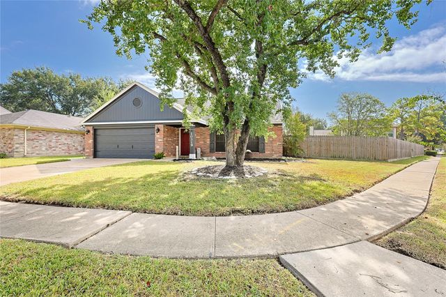 10319 Green Valley Ln, Houston, TX, 77064