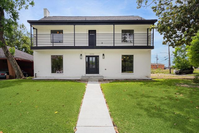  3202 Parkwood Dr, Houston, TX 77021