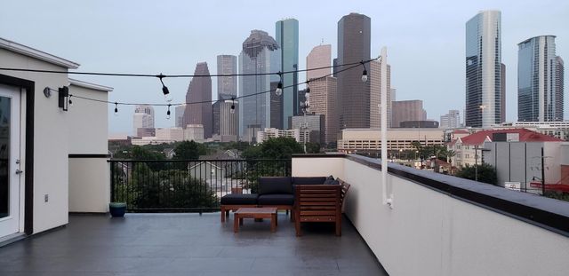 1124 Dallas, Houston, TX, 77019