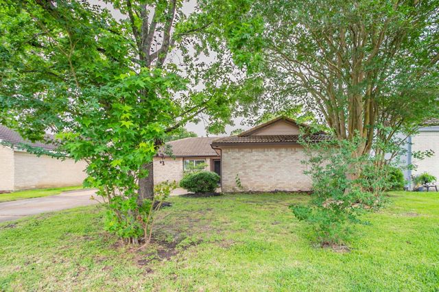 5935 Caruso Forest, Houston, TX, 77088