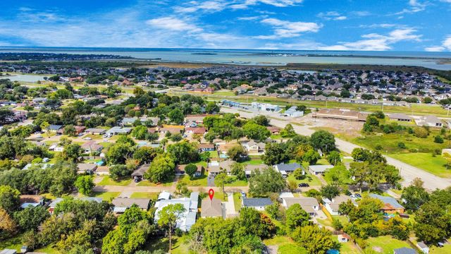703 23rd, Texas City, TX, 77590