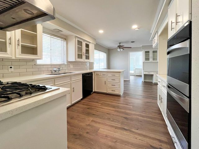 26410 Maplewood, Spring, TX, 77386