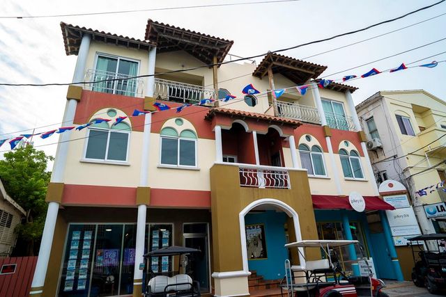 0 The Residences at Barrier Reef 2B, San Pedro Town, Ambergris Caye