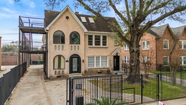 1635 Castle, Houston, TX, 77006