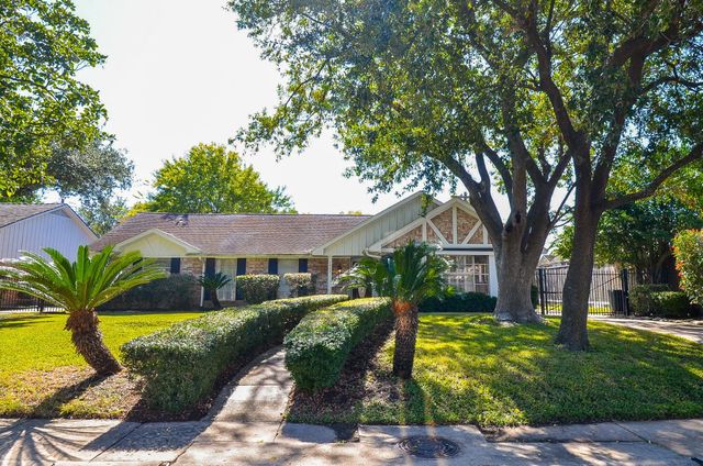 7923 Burgoyne, Houston, TX, 77063