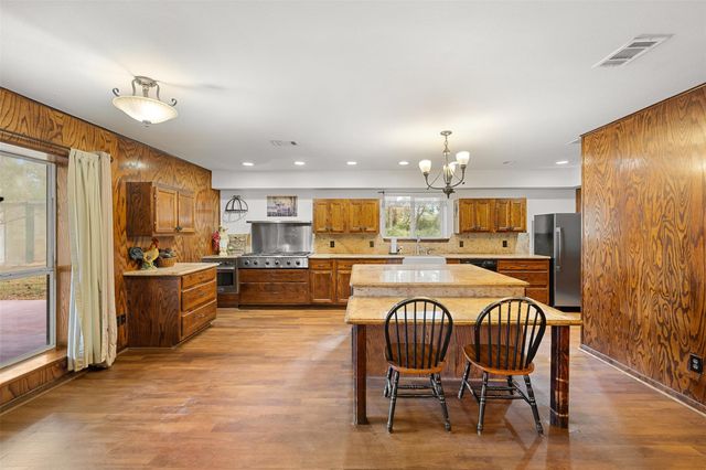 9445 County Road 132, Centerville, TX, 75833
