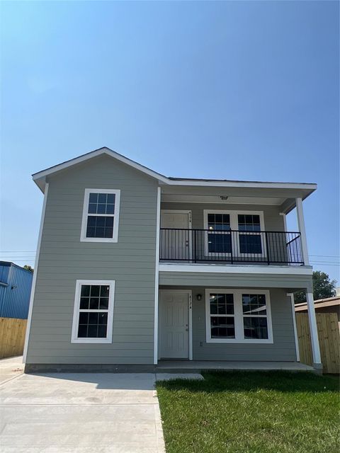 417 Main, Baytown, TX, 77520