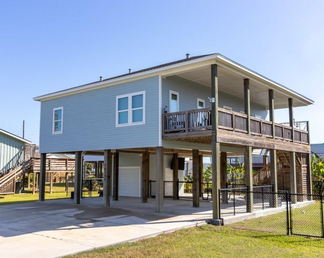 16511 John Davis, Jamaica Beach, TX, 77554