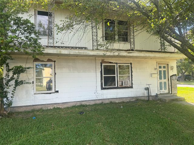 1139 7th, Texas City, TX, 77590