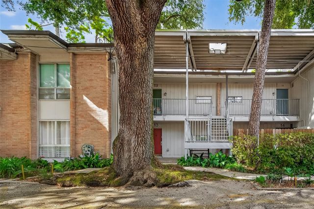  8211 Katy Fwy #19, Houston, TX 77024