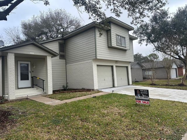 1111 W Brompton Drive, Pearland, TX, 77584