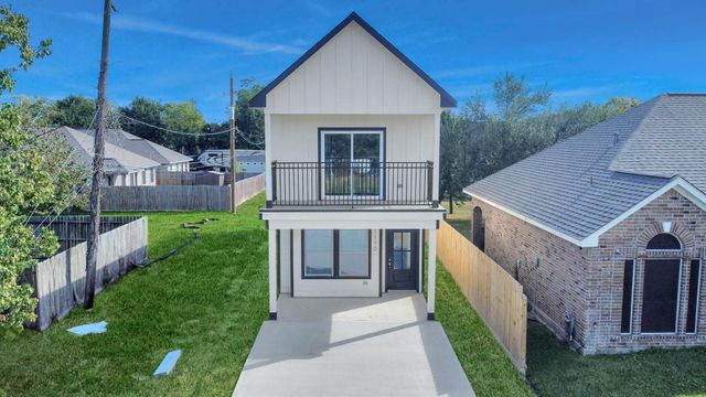 1110 Main, La Porte, TX, 77571