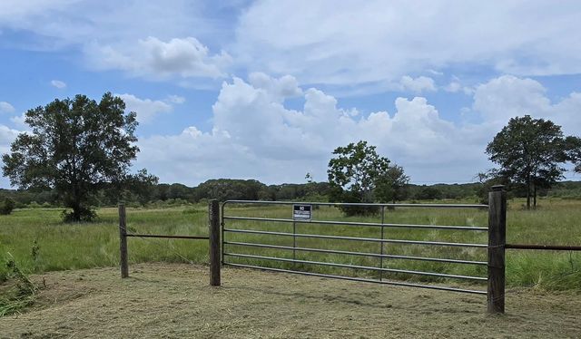 250 County Road 447, Francitas, TX, 77971
