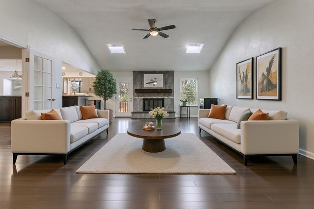 948 Spring Hills, New Braunfels, TX, 78130