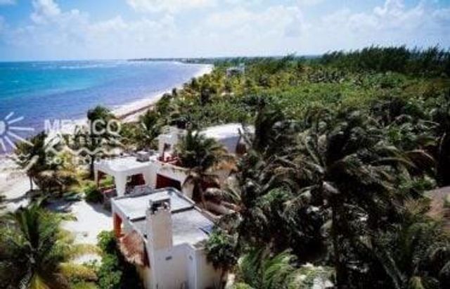 4 and 5 Camino Costera, El Placer