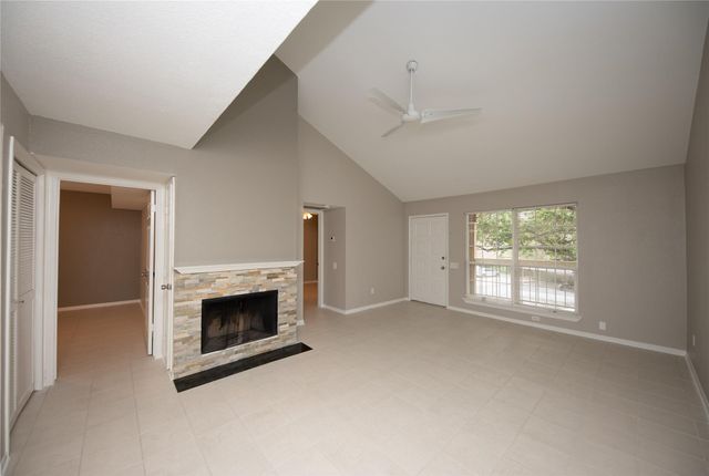 1880 White Oak, Houston, TX, 77009
