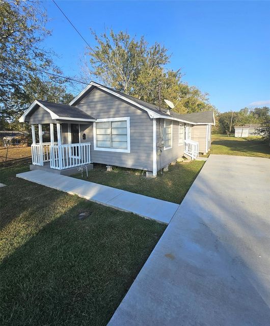 2919 Letulle, Bay City, TX, 77414