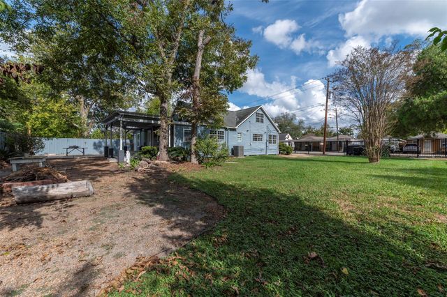 4303 Castor NA, Houston, TX, 77022